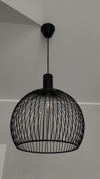 Lampa abażur wisząca metalowa czarna