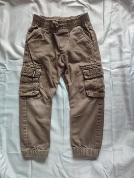 Spodnie dla chłopca TRN1961 rozm 104-110