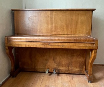 Pianino Legnica z 1953 roku