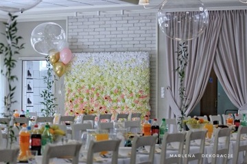 Ścianka za młodymi weselna kwiatowa