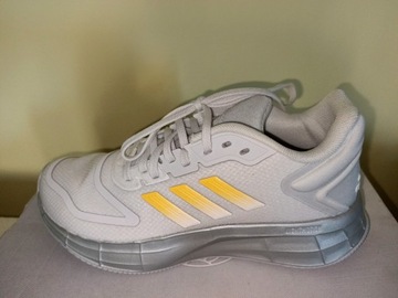 Adidas damskie obuwie Duramo GX0716 r. 37 1/3 