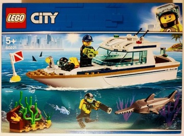 LEGO City 60221 - Jacht