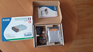 Switch D-Link 5 portow DES 1005D