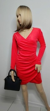 Czerwona sukienka welurowa S