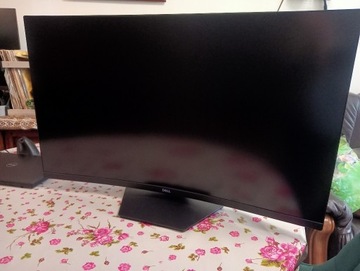 Dell LED 32" WQHD VA Curved 165Hz bez wad GWAR.