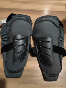 Ochraniacze kolan IXS Trigger knee XL