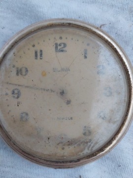 Stary zegarek  niesprawny