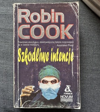 Szkodliwe Intencje - Robin Cook