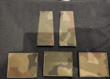 Stopień na mundur szeregowy oraz pochewka 