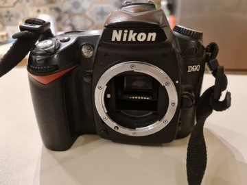 Lustrzanka Nikon D90 korpus