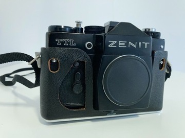 Aparat fotograficzny Zenit TTL