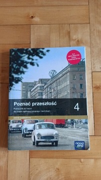 Podręcznik do historii poznać przeszłość 4