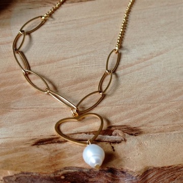 Naszyjnik damski łańcuch z sercem i perłą