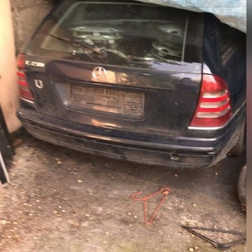 Części Mercedes w 203 kombi 2002rok