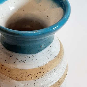 Wazon ceramiczny ręcznie robiony