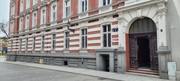 Lokal użytkowy 252 m²  parter