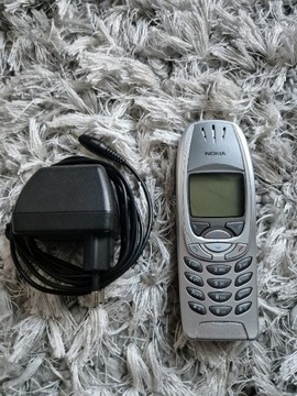 Nokia 6310i plus ładowarka 