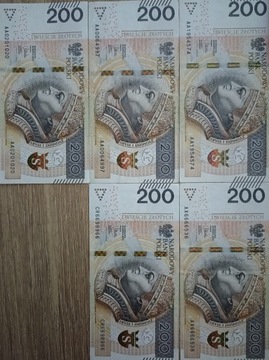 Banknoty 200 zł radary niskie numery ciekawe 5 szt