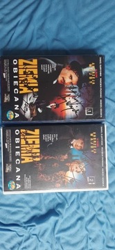 ZIEMIA OBIECANA serial VHS + autografy twórców 