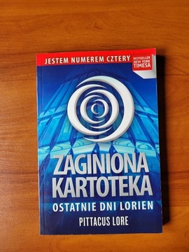 Zaginiona kartoteka, Pittacus Lore