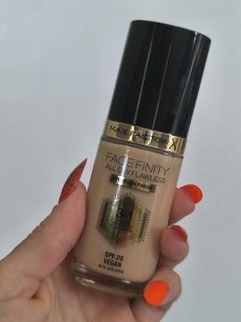 Max factor face finity all day flawless N75 