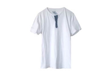  T-shirt męski z zapięciem pod szyją biały .L/XL