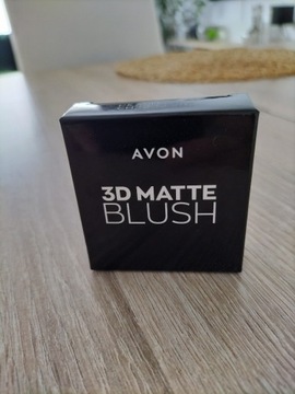 Avon Matowy Róż do Policzków Matte Blush 3D Peach