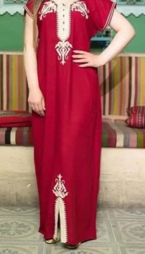 bordowa hinduska długa sukienka