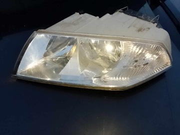 Lampa reflektor Skoda OCTAVIA ll 