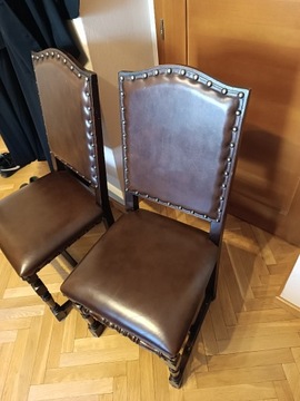 Komplet antycznych krzeseł