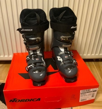 Buty narciarskie Nordica Sportmachine 26,5 NOWE