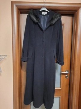 Granatowy płaszcz zimowy z kapturem, rozmiar XL 