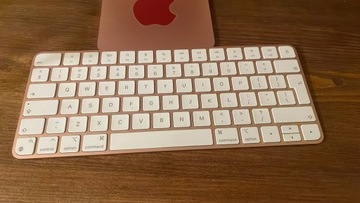 Apple Magic Keyboard, Różowa, JAK NOWA!
