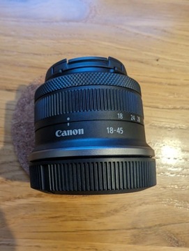 Obiektyw Canon RF-S 18-45
