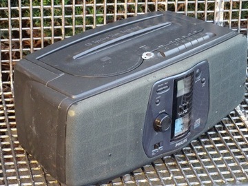 Radiomagnetofon z CD przenośny PHILIPS AZ8040