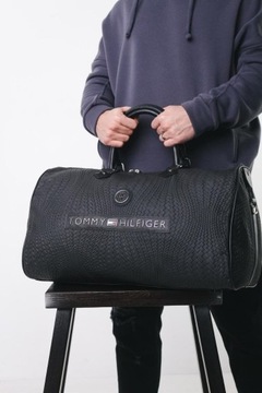 Klasyczna torba podróżna Tommy Hilfiger 