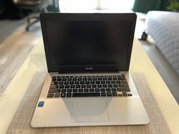 ASUS R301L i5/8GB/240SSD/W10Pro