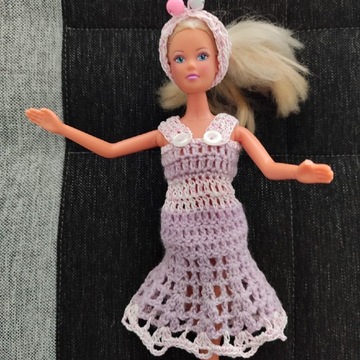 Sprzedam nową sukienkę i opaskę lalka Barbie 