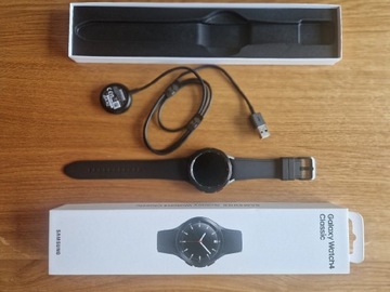 SAMSUNG GALAXY WATCH4 CLASSIC