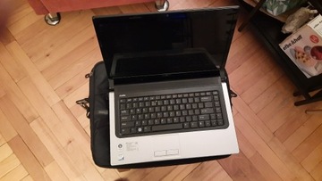 DELL Studio Inspiron Laptop 15" uszkodzony 