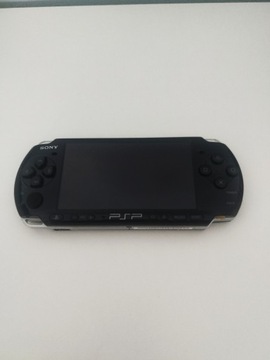 Konsola PSP 3004 karta pamięci 64gb + etui + 3 gry Komplet