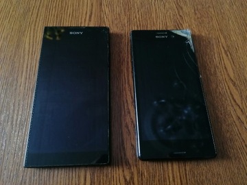Dwa telefony Sony XPERIA 