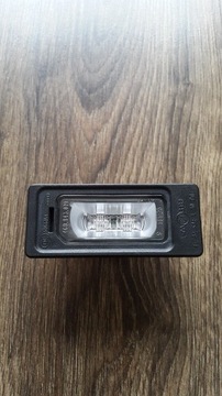 Oświetlenie tablicy rejestracyjnej Audi OE 4G09430