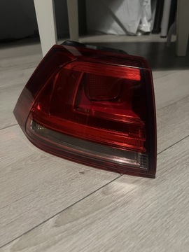 Lampa lewa tylna Golf VII hatchback 5GO 945 095 F
