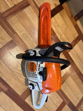 Piła pilarka Stihl MS251/C 