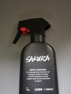Lush spray Sakura