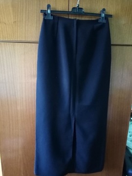Długa czarna spódnica 
