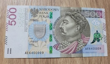 Banknot 500 zł serii AE6400009