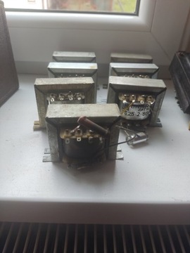 Transformator głośnikowy tg 2,5-1-666 i 2,5-2-666