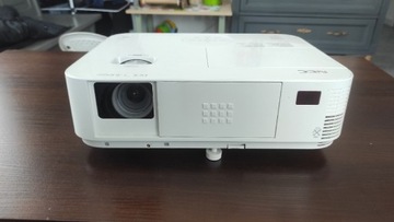 Projektor NEC M403H biały